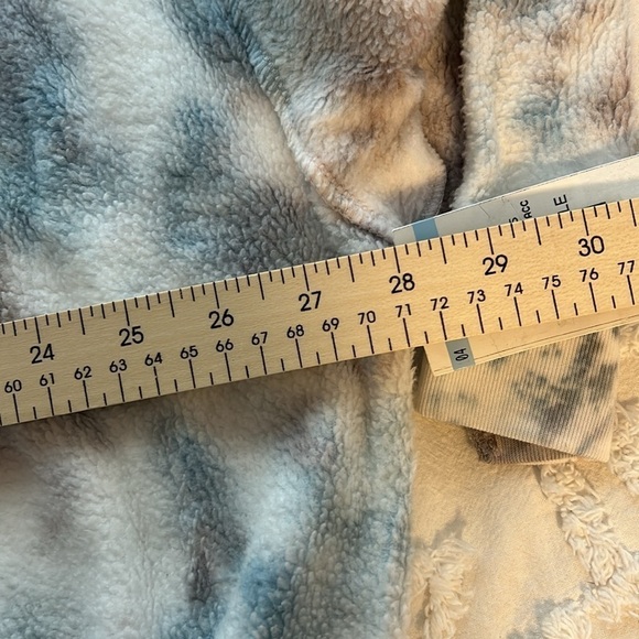 NWT Free People Kelly Sweatshirt, women’s size XS. White, purple and blue. - Picture 4 of 6